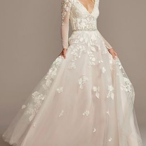 Gorgeous wedding dress